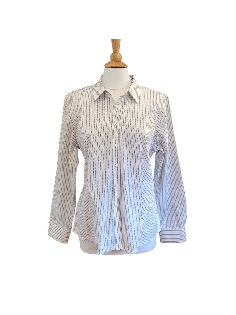 Talbots Blue Stripe Long Sleeve Button Down Shirt, Wrinkle Resistant, Size 16